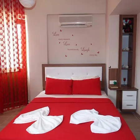 Apartment Paddys Ovacik *