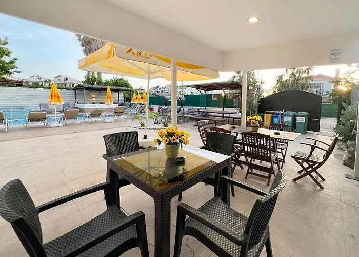 Paddys Ovacik * Ölüdeniz